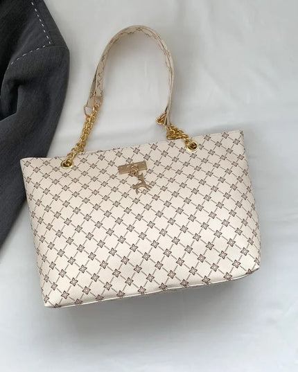 Chic Soft Leather Tote - Fashionable Women's Bag