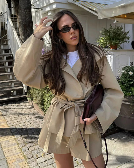 Chic Summer Set: Elegant Turn-Down Collar Jacket & Shorts