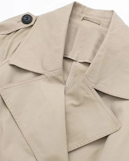 Chic Trench Coat - Timeless Elegance