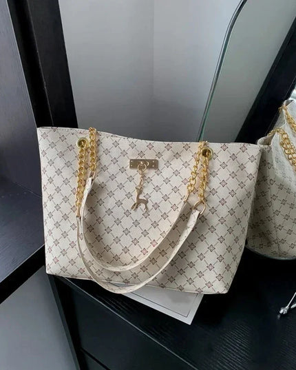 Chic Soft Leather Tote - Fashionable Women's Bag