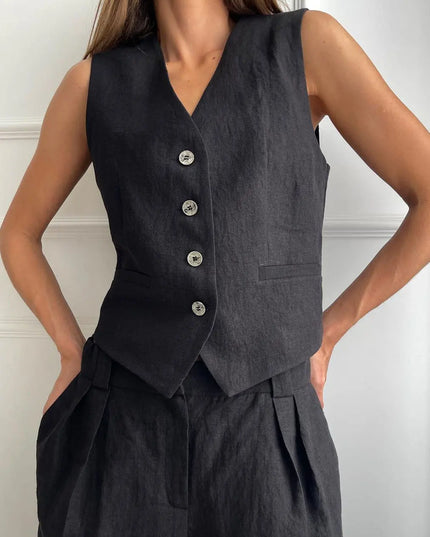 Chic Linen Set Inspired by Brazilian Fashion Icons